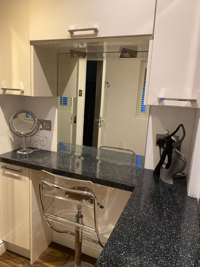 Balcony House Apartment In 肯德尔 外观 照片